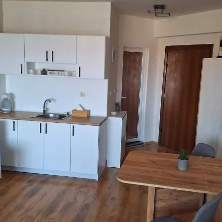 Apartmán роял палм студио 99